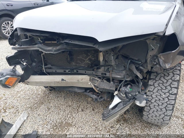 Toyota 4RUNNER SR5 2015 JTEZU5JR5F5094924 Image 6