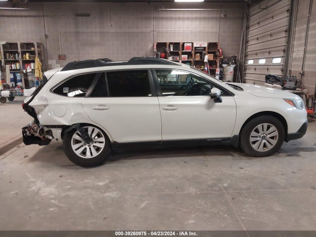 Subaru Outback 2.5i Premium 2015 4S4BSBFC6F3311063 Image 13