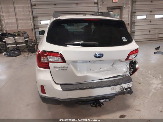 Subaru Outback 2.5i Premium 2015 4S4BSBFC6F3311063 Image 16
