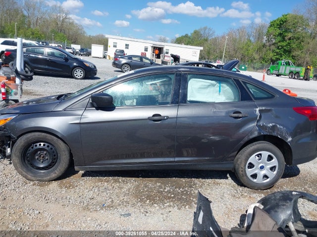 Ford FOCUS S 2017 1FADP3E28HL336553 Image 14