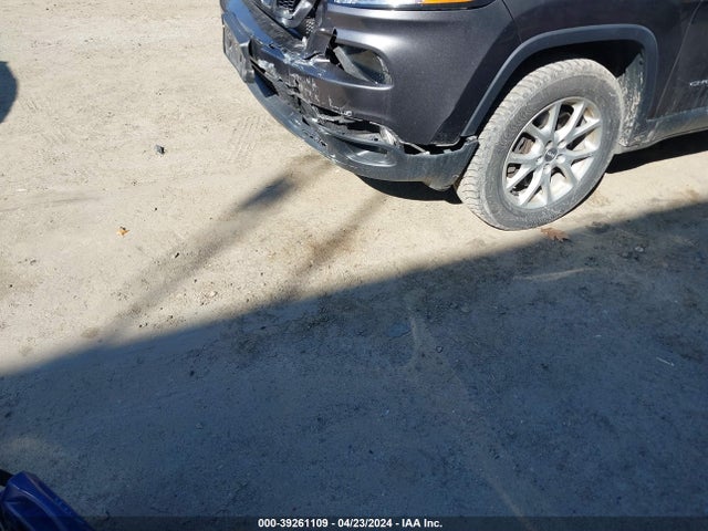 1C4PJMCB5HW575302 Jeep Cherokee Latitude 4x4
