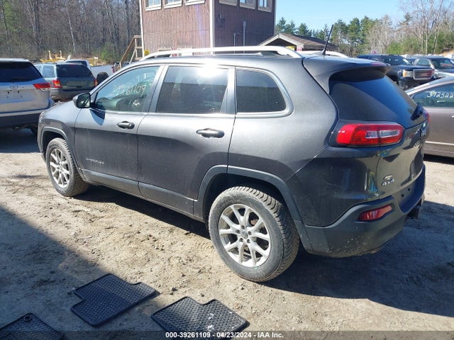 1C4PJMCB5HW575302 Jeep Cherokee Latitude 4x4