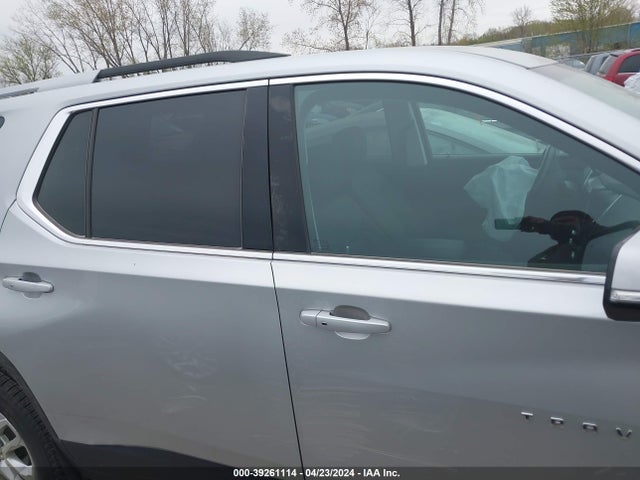 Chevrolet Traverse 1lt 2018 1GNERGKW5JJ179516 Image 12