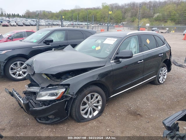Audi Q5 2.0t Premium 2016 WA1C2AFP7GA133855 Image 2