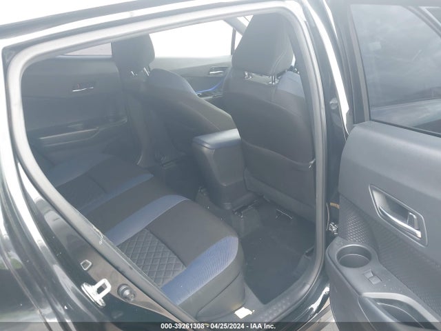 Toyota C-HR XLE 2021 JTNKHMBX2M1099757 Image 8