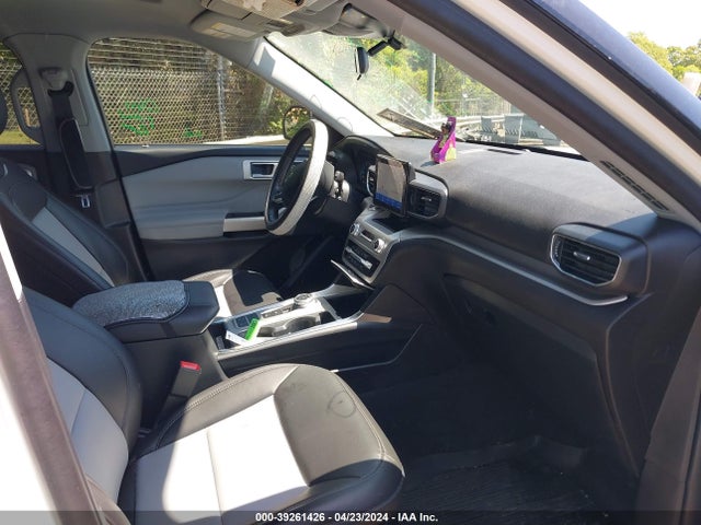 Ford EXPLORER XLT 2022 1FMSK7DHXNGB41437 Image 5