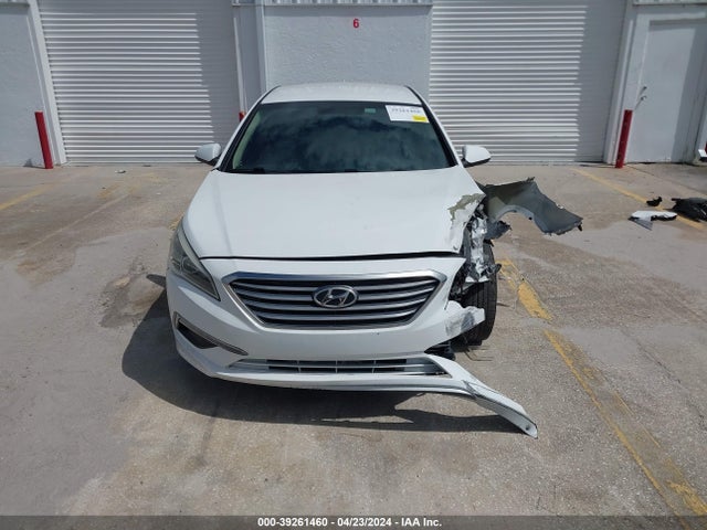 Hyundai SONATA SE 2015 5NPE24AF1FH187397 Image 13