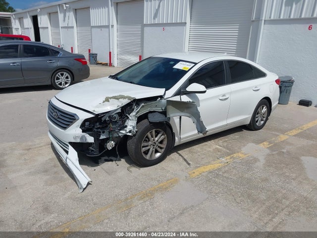 Hyundai SONATA SE 2015 5NPE24AF1FH187397 Image 2