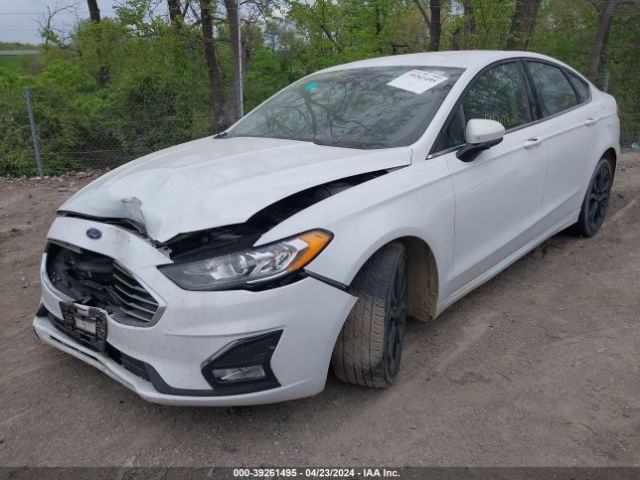 3FA6P0HD3KR130313 Ford FUSION SE