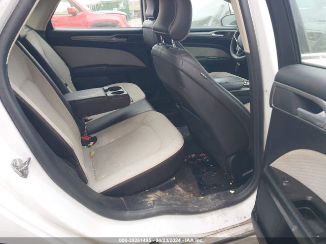 3FA6P0HD3KR130313 Ford FUSION SE