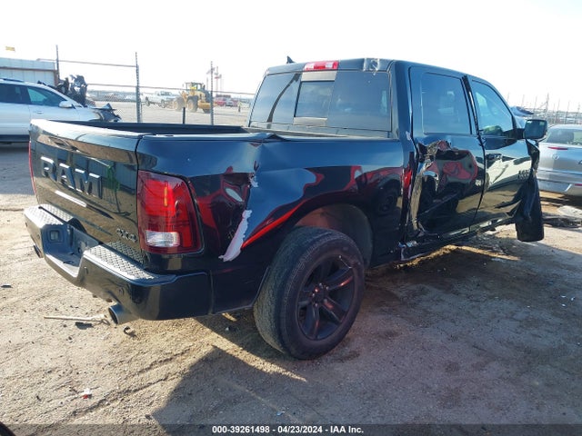 RAM 1500 Night  4x4 5'7 Box 2017 1C6RR7MT7HS755664 Image 4