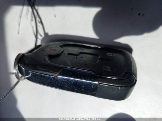 1GKS1GKC8GR229560 GMC Yukon Xl Slt