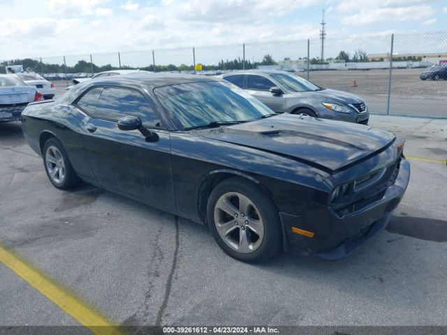 39261612 :رقم المزاد ، 2C3CDYAG5EH302497 vin ، 2014 Dodge Challenger Sxt مزاد بيع