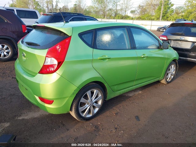 Hyundai ACCENT SE 2014 KMHCU5AE3EU144520 Image 4