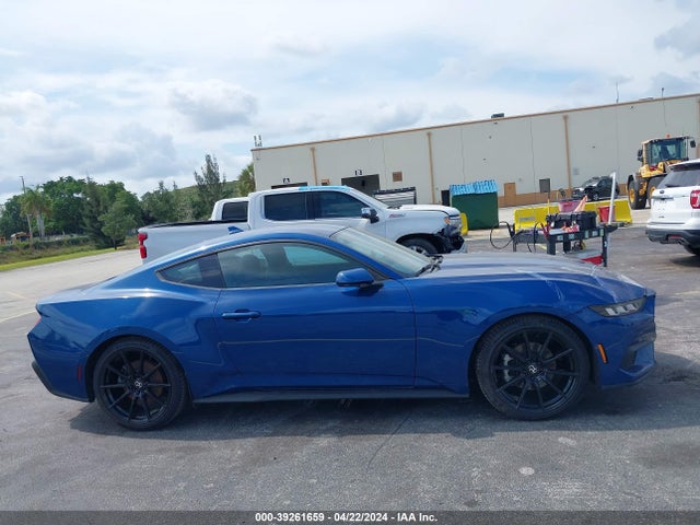 Ford Mustang Ecoboost Fastback 2024 1FA6P8TH0R5107268 Image 13