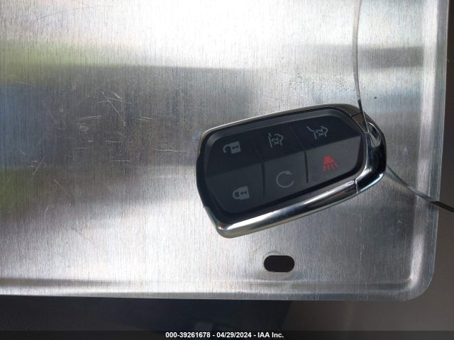 1GYS4CKJ8HR180673 Cadillac Escalade Premium Luxury
