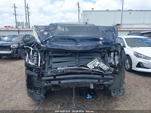 1GYS4CKJ8HR180673 Cadillac Escalade Premium Luxury
