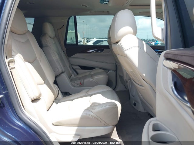 1GYS4CKJ8HR180673 Cadillac Escalade Premium Luxury