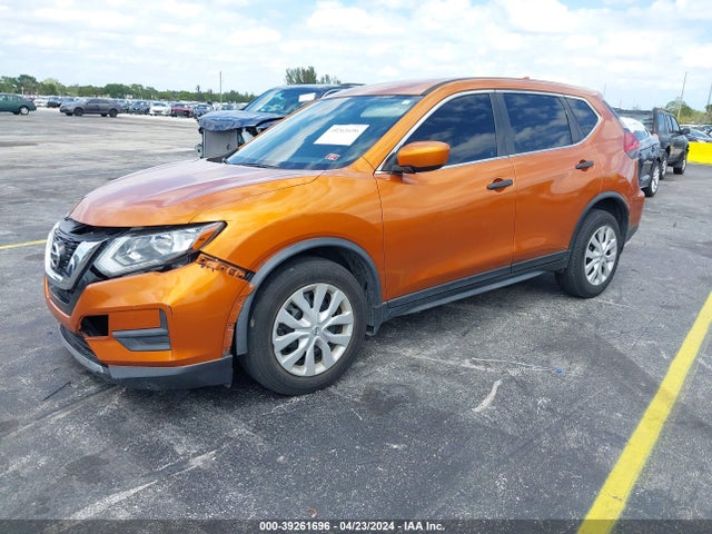 Nissan ROGUE S 2017 JN8AT2MT5HW390585 Image 2