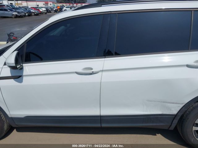 3VV1B7AX6NM030290 Volkswagen Tiguan 2.0t S
