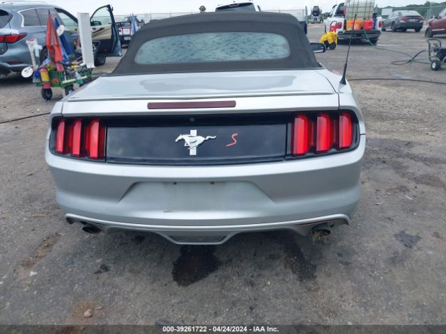 1FATP8EM5G5299779 Ford Mustang V6