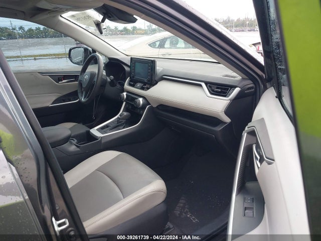Toyota Rav4 Xle Premium 2022 2T3A1RFV5NC267499 Image 5