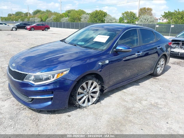KIA Optima Lx 2018 5XXGT4L30JG264984 Image 2