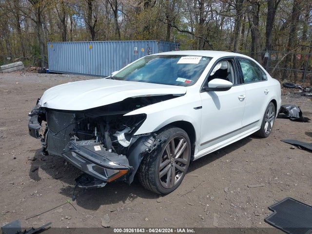 1VWDT7A35HC073799 Volkswagen Passat 1.8t R-line