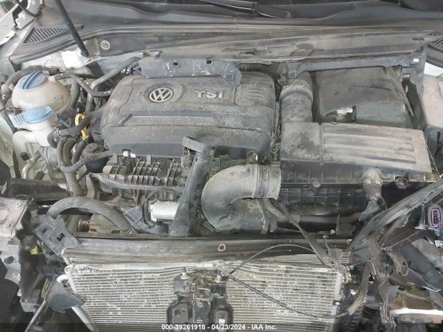 1VWBT7A33HC044518 Volkswagen Passat 1.8t Se
