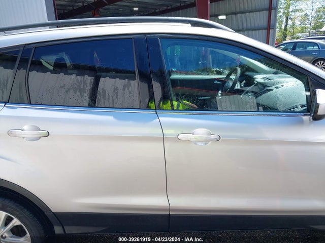 Ford ESCAPE SE 2017 1FMCU9GDXHUE41844 Image 13