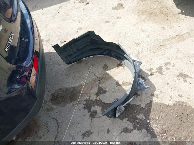 JA4AD3A38EZ008802 Mitsubishi Outlander Se