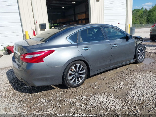 Nissan Altima 2.5 Sv 2017 1N4AL3AP6HC287482 Image 4