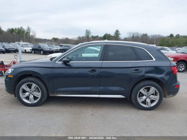 WA1BNAFY8J2199392 Audi Q5 2.0t Premium/2.0t Tech Premium