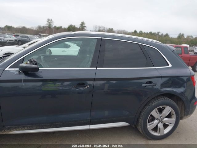 WA1BNAFY8J2199392 Audi Q5 2.0t Premium/2.0t Tech Premium