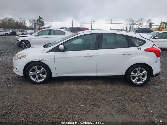 Ford FOCUS SE 2014 1FADP3K21EL389126 Image 14