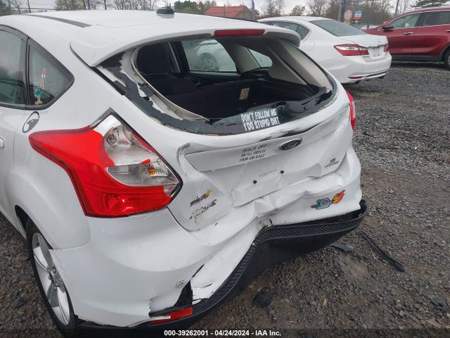 Ford FOCUS SE 2014 1FADP3K21EL389126 Image 6