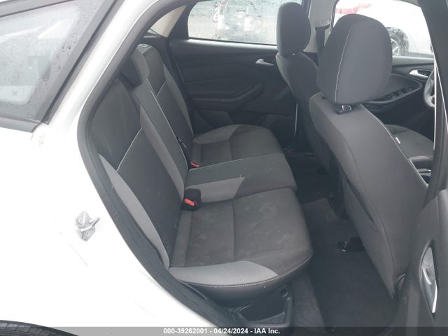Ford FOCUS SE 2014 1FADP3K21EL389126 Image 8