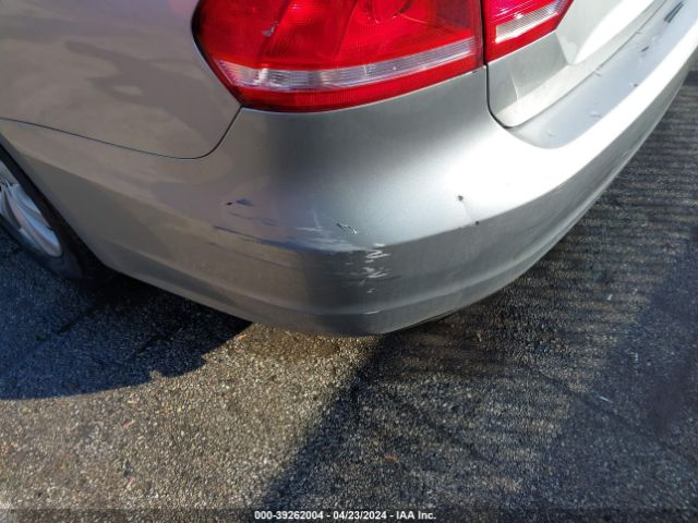 1VWAT7A39EC077076 Volkswagen Passat 1.8t Wolfsburg Edition