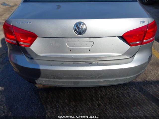 1VWAT7A39EC077076 Volkswagen Passat 1.8t Wolfsburg Edition