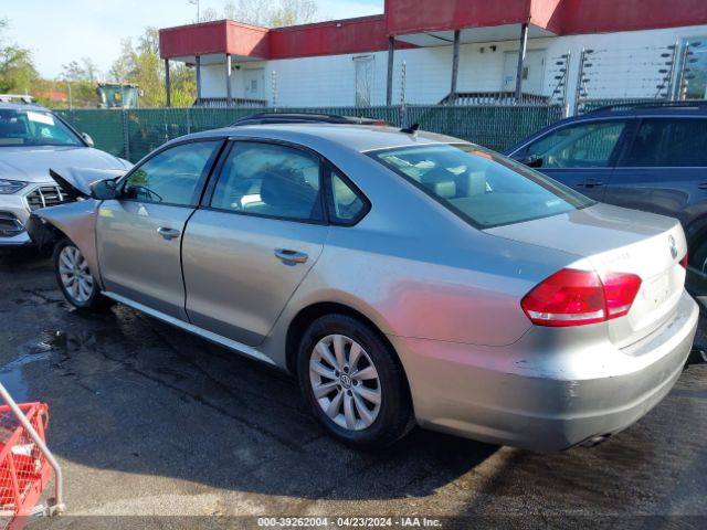 1VWAT7A39EC077076 Volkswagen Passat 1.8t Wolfsburg Edition