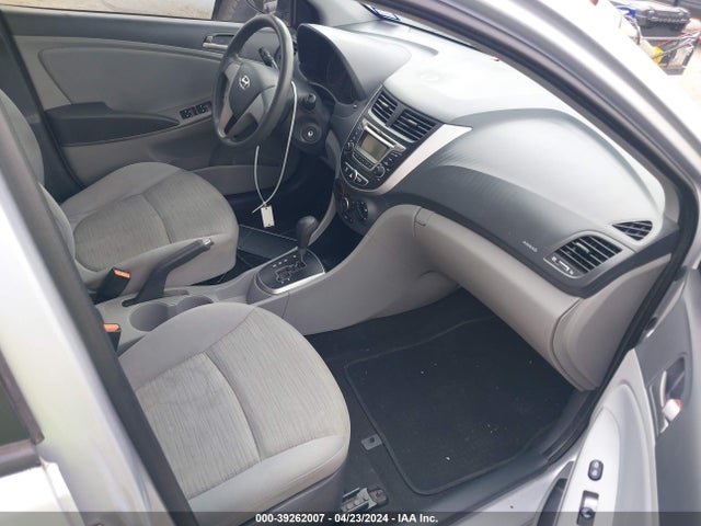 Hyundai ACCENT SE 2017 KMHCT4AE8HU321600 Image 5