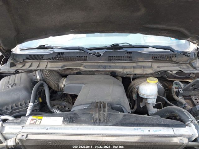 1C6RR6KG7JS299705 RAM 1500 Tradesman  4x2 5'7 Box