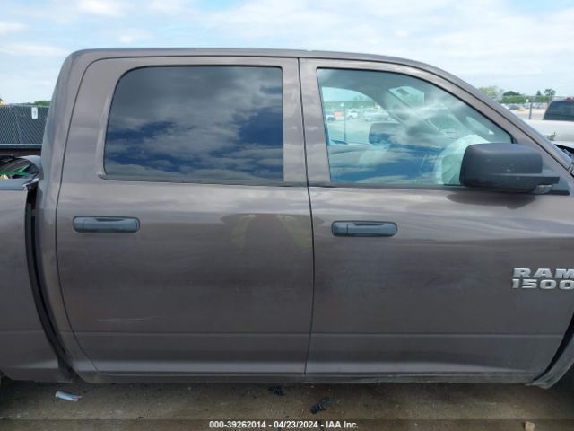 1C6RR6KG7JS299705 RAM 1500 Tradesman  4x2 5'7 Box