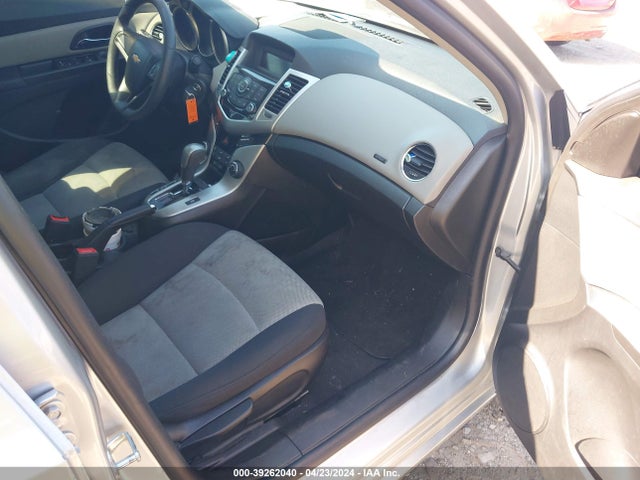 Chevrolet Cruze Ls Auto 2015 1G1PA5SH0F7256014 Image 5