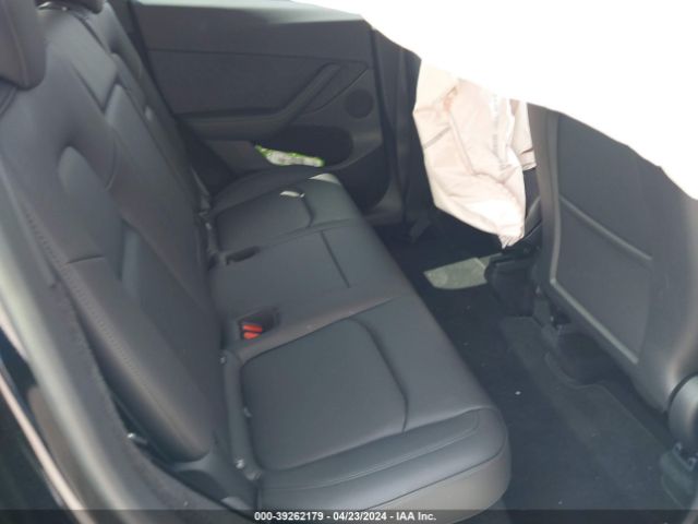 7SAYGDED5RF992705 Tesla Model Y Rwd