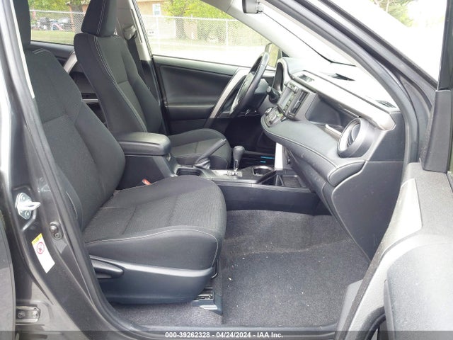 Toyota Rav4 Xle 2016 JTMRFREV7GJ080240 Image 5