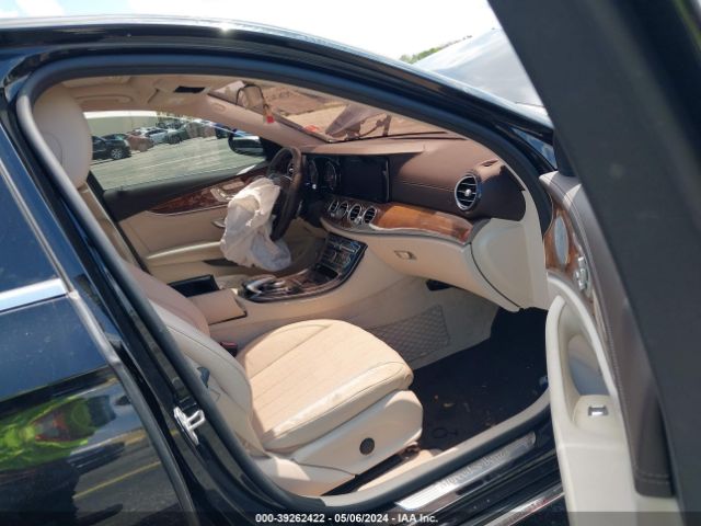 2017 MERCEDES-BENZ E 300 WDDZF4JB3HA182026 Photo 4