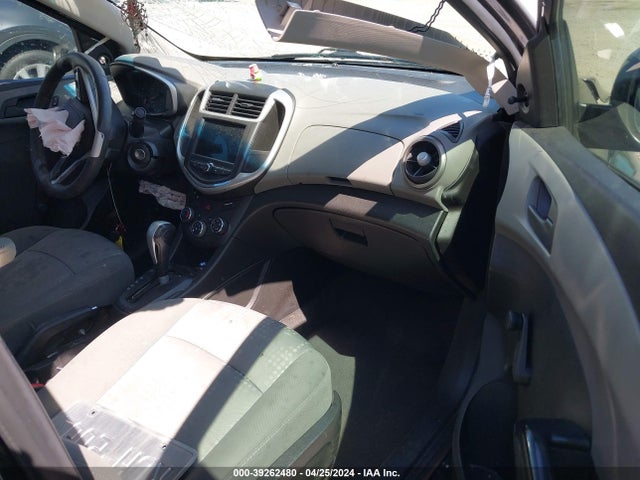 Chevrolet Sonic Ls Auto 2018 1G1JB5SH9J4137195 Image 5