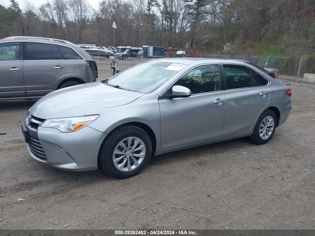 Toyota CAMRY LE 2017 4T1BF1FK8HU790699 Image 2