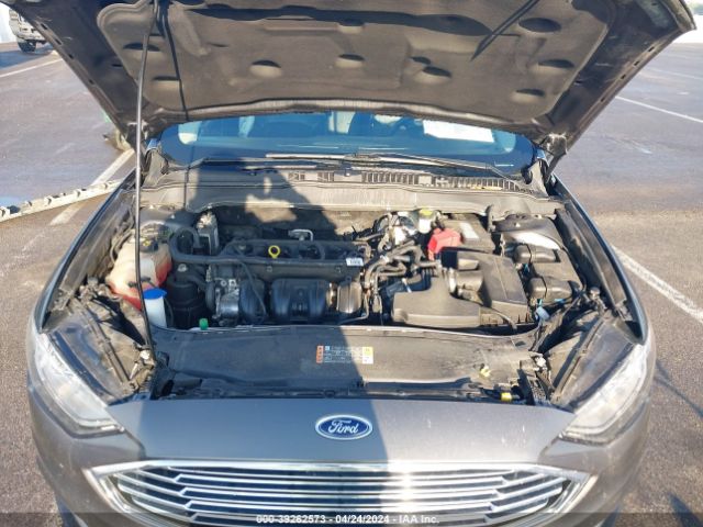 3FA6P0H73HR404676 Ford FUSION SE